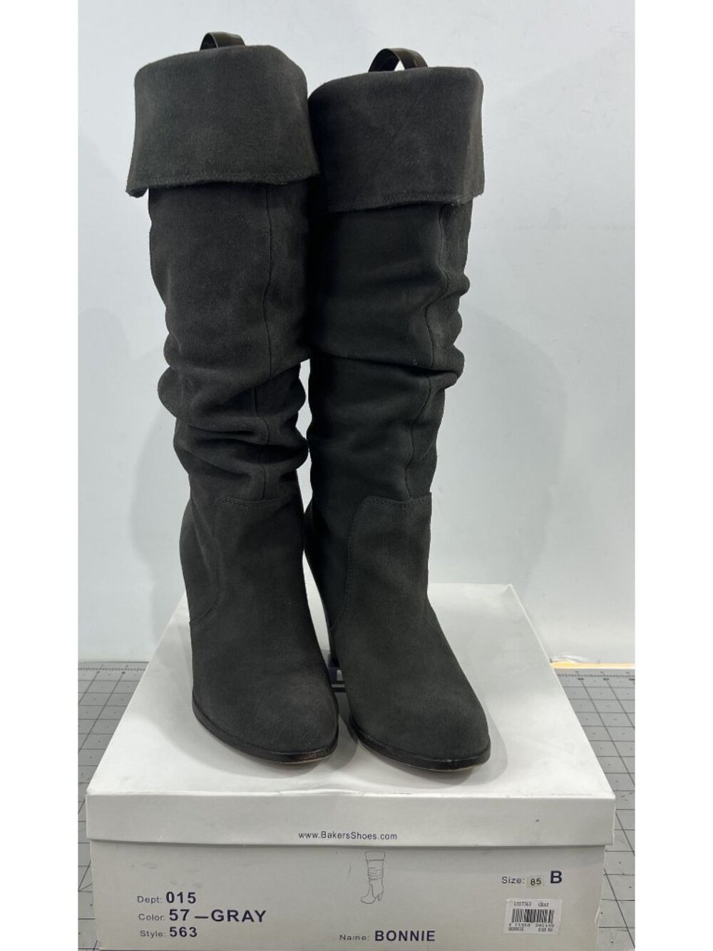 Bakers Bonnie Gray Suede Slouchy Knee-High Boots Sz. 8.5 Folded Cuff  Block Heel